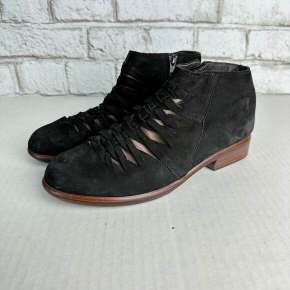 Naot Boots Leveche Ankle Booties Suede Leather Cut Out Heel Black 37 6 6.5 - Picture 11 of 11